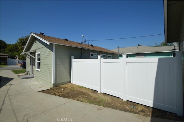 9422 Bartolo Ave, Pico Rivera, CA 90660 - view of home's exterior