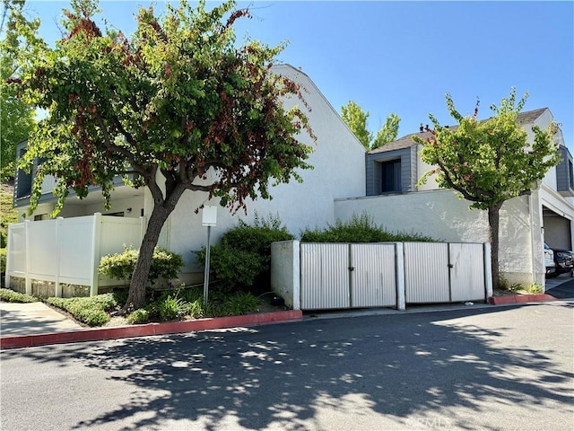 520 S Ranch View Cir Unit Ci17, Anaheim, CA 92807 - photo 2