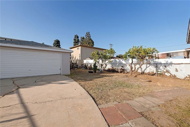 4709 W 149th St, Lawndale, CA 90260 - view of yard featuring a garage