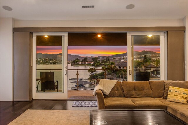 29743 Buggywhip Ct, Canyon Lake, CA 92587 - photo 18