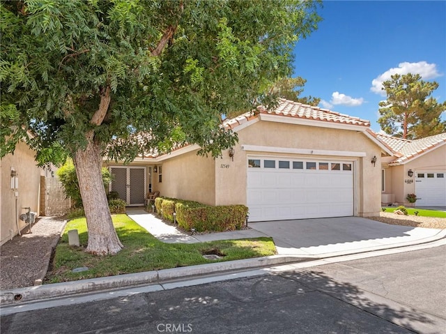 11549 Softwind Ct, Apple Valley, CA 92308 - photo 2