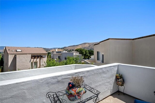 530 Bluerock Dr, San Luis Obispo, CA 93401 - balcony featuring a mountain view