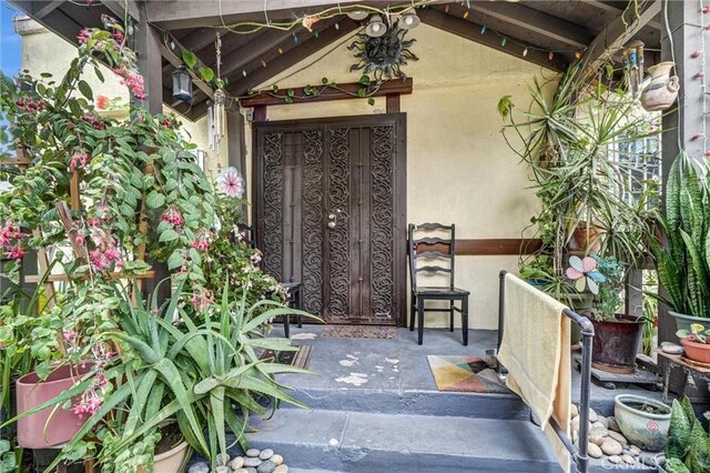 11847 Alabama St, Los Angeles, CA 90059 - view of exterior entry with stucco siding