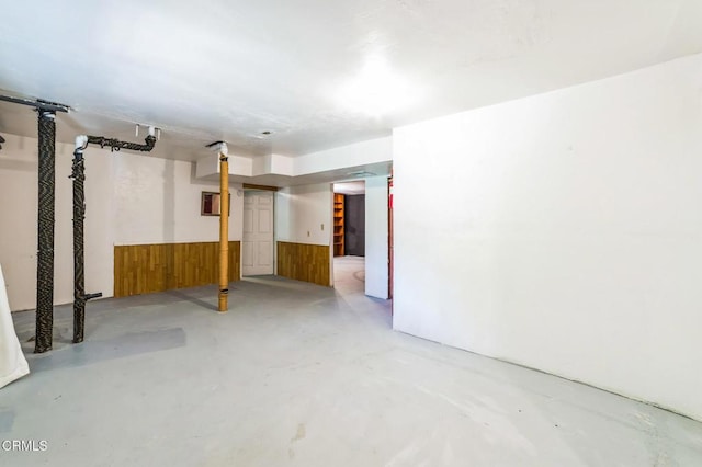 352 Cedarbrook Dr, Twin Peaks, CA 92391 - finished basement featuring wainscoting and wooden walls