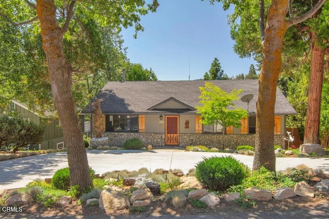 352 Cedarbrook Dr, Twin Peaks, CA 92391 - view of front of house featuring stone siding and a shingled roof