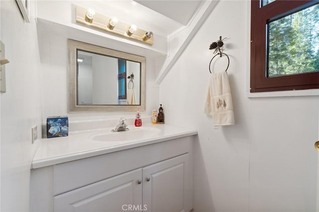 83634 Presidents Ln, Wilsona Gardens, CA 93633 - bathroom with vanity