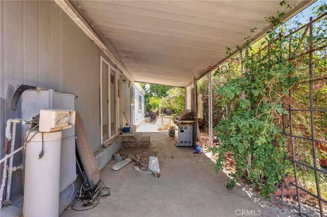 32303 Bilton Way, Wildomar, CA 92595 - view of patio / terrace with area for grilling