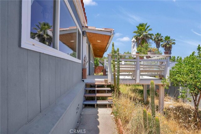 32303 Bilton Way, Wildomar, CA 92595 - view of wooden deck