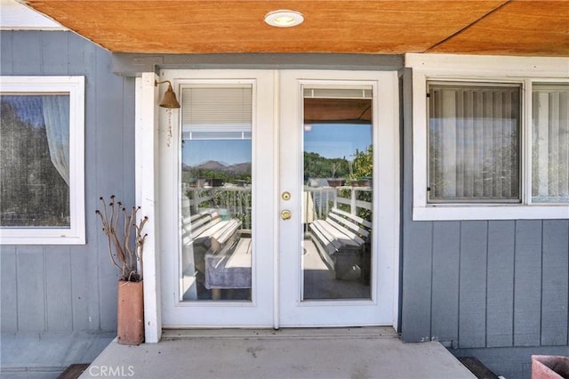 32303 Bilton Way, Wildomar, CA 92595 - property entrance featuring french doors