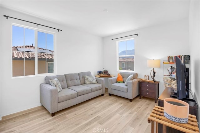 389 Allen Dr, Santa Paula, CA 93060 - living area with light wood-style floors and baseboards