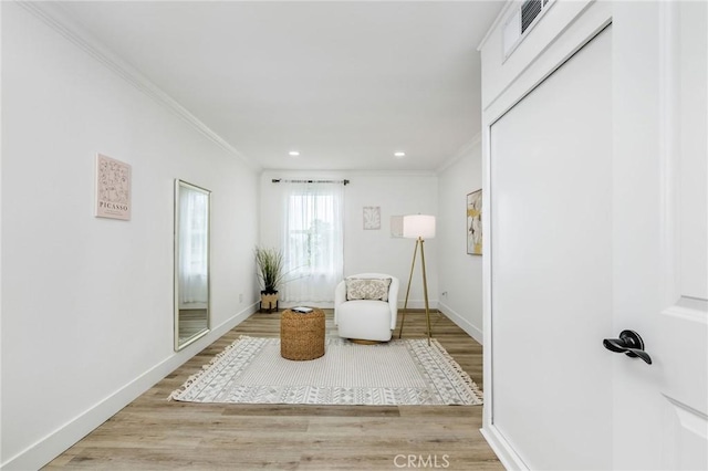 32015 Point Pl, Laguna Beach, CA 92651 - sitting room with ornamental molding, recessed lighting, and light wood-style flooring