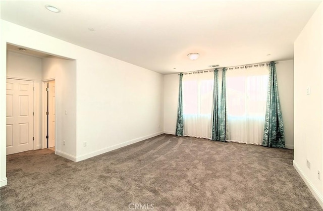 2698 N Arroyo Ave, Fresno, CA 93727 - carpeted spare room featuring baseboards