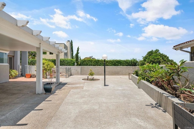 3112 N Mountain View Dr, San Diego, CA 92116 - view of patio / terrace