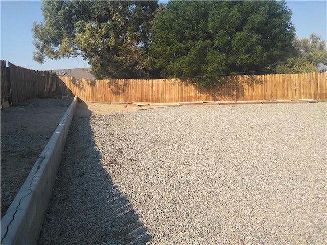 14934 Autumn Ln, Helendale, CA 92342 - photo 18