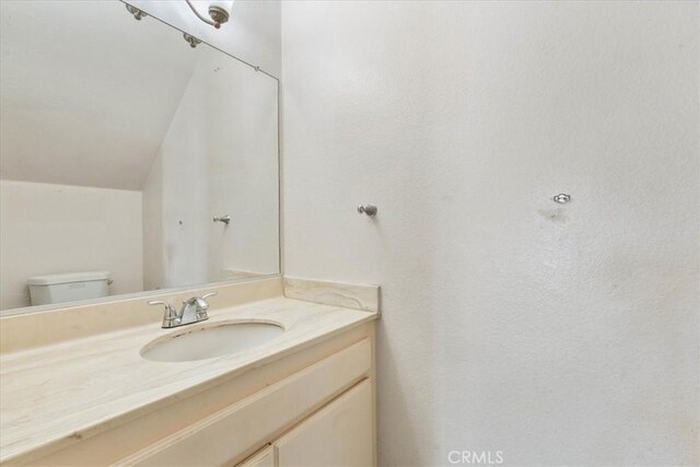 406 Genoa St Unit A, Monrovia, CA 91016 - bathroom with vanity and lofted ceiling