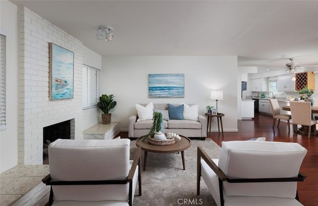 7901 Rhine Dr, Huntington Beach, CA 92647 - photo 2