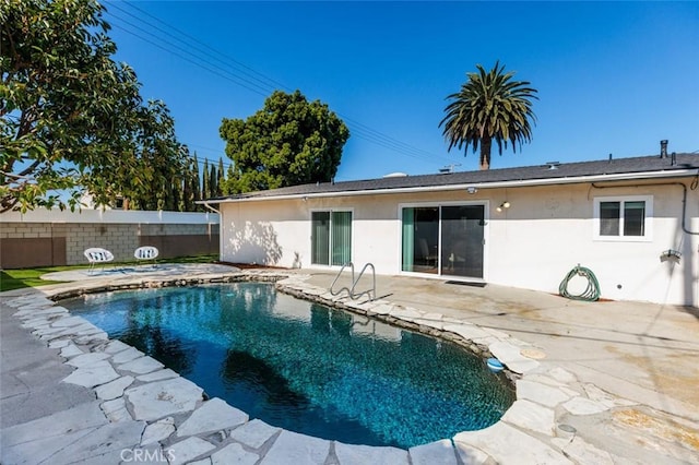 7901 Rhine Dr, Huntington Beach, CA 92647 - photo 8
