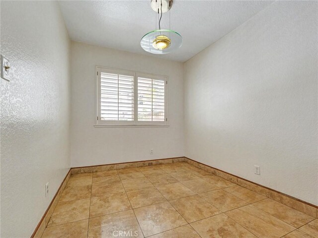 328 Wildflower Ct, Azusa, CA 91702 - photo 8