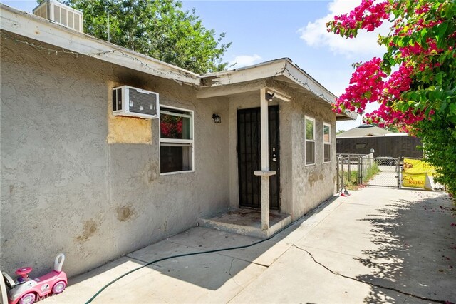 7032 Dwight Way, San Bernardino, CA 92404 - photo 3