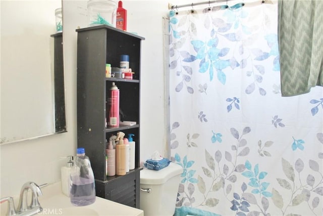 10343 Amherst Ave, Montclair, CA 91763 - bathroom featuring a shower with shower curtain and vanity