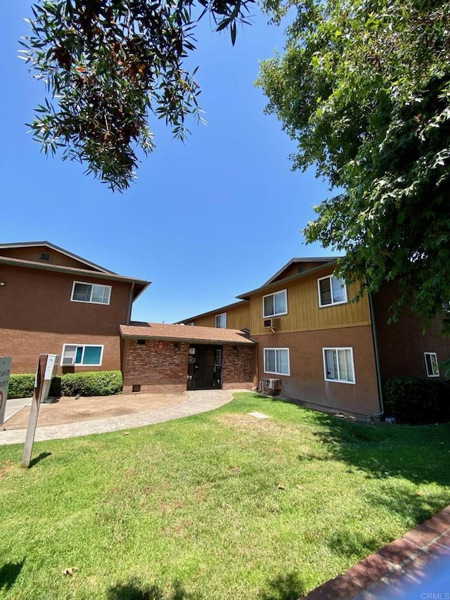 390 N 1st St Unit 18, El Cajon, CA 92021 - view of front of home with a patio area and a front lawn