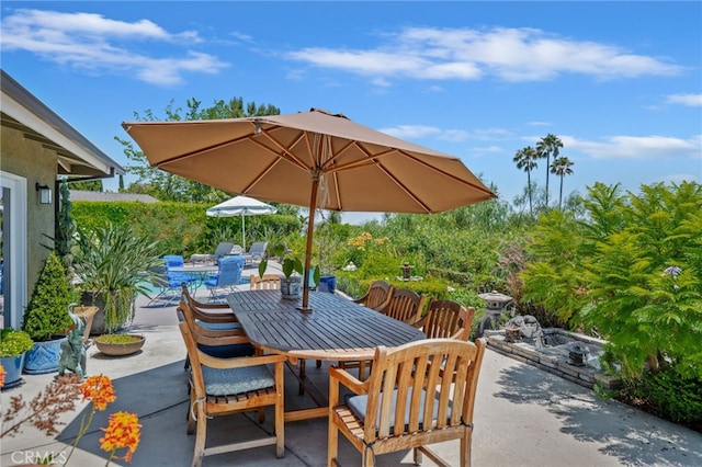 17248 Barneston Ct, Granada Hills, CA 91344 - view of patio with outdoor dining area