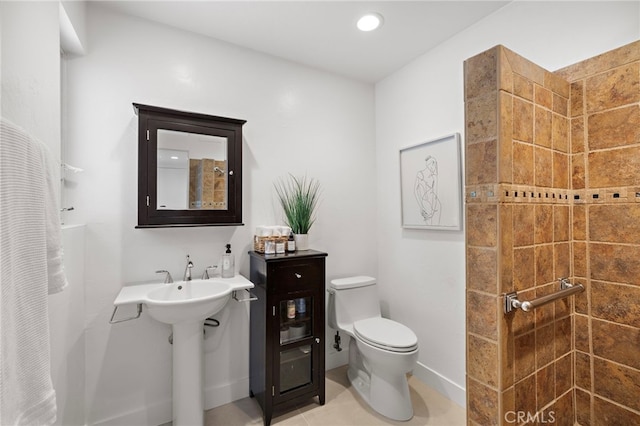 1094 Katella St, Laguna Beach, CA 92651 - full bath featuring a shower and recessed lighting