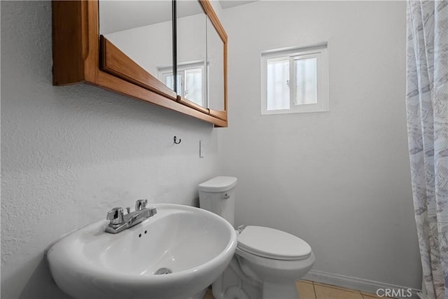 178 E 49th St, Los Angeles, CA 90011 - full bath with a sink and tile patterned floors