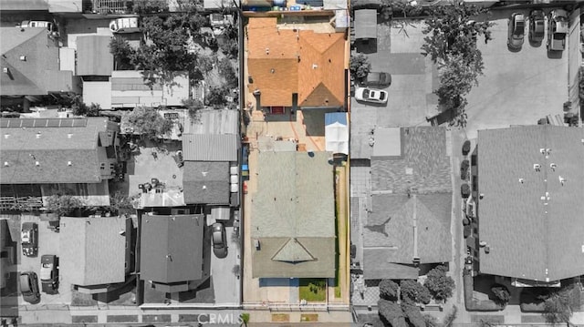 178 E 49th St, Los Angeles, CA 90011 - drone / aerial view