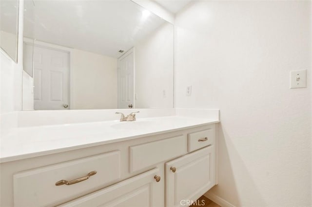 42140 Lyndie Ln Unit 12, Temecula, CA 92591 - bathroom with vanity