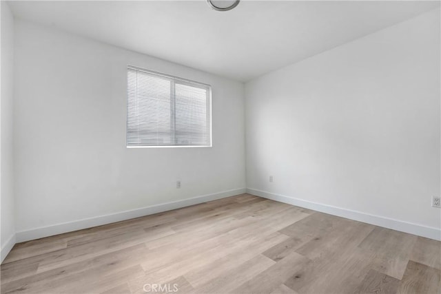 2437 Malabar St, Los Angeles, CA 90033 - unfurnished room with light wood-type flooring