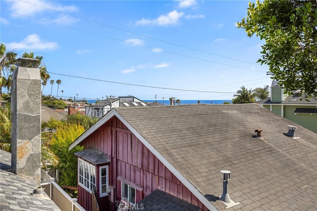 430 Anita St, Laguna Beach, CA 92651 - exterior view of roof with shingles