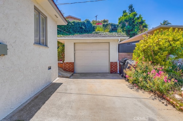 2741 S Walker Ave, San Pedro, CA 90731 - garage featuring driveway
