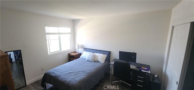 315 Fuente Dr, Guadalupe, CA 93434 - bedroom featuring wood finished floors and baseboards