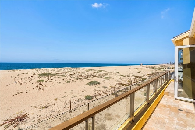 1554 E Oceanfront, Newport Beach, CA 92661 - water view with nearby beach