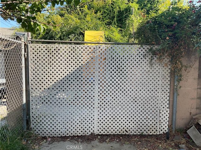 1330 E 56th St, Long Beach, CA 90805 - exterior view
