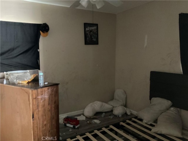 1330 E 56th St, Long Beach, CA 90805 - bedroom featuring ceiling fan