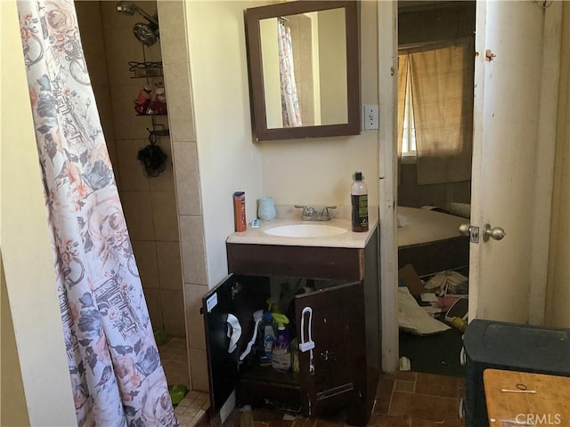 1330 E 56th St, Long Beach, CA 90805 - full bath featuring a tile shower and vanity
