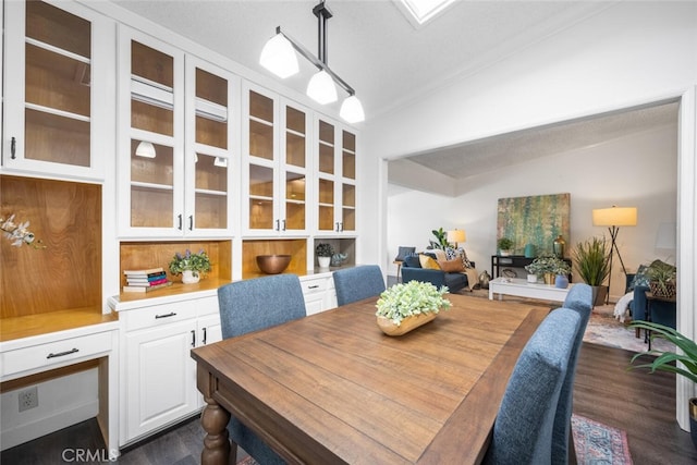1730 Sunningdale Dr Unit 17C, Seal Beach, CA 90740 - dining space with dark wood finished floors and vaulted ceiling
