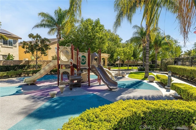 544 W Elm Park Ave, Rialto, CA 92376 - view of community jungle gym