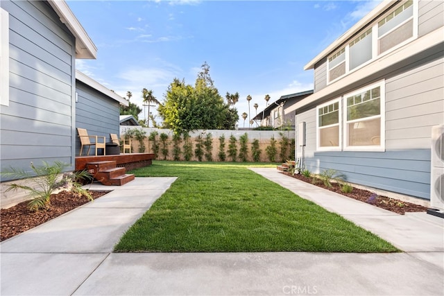 229 S Kingsley Dr, Los Angeles, CA 90004 - view of yard