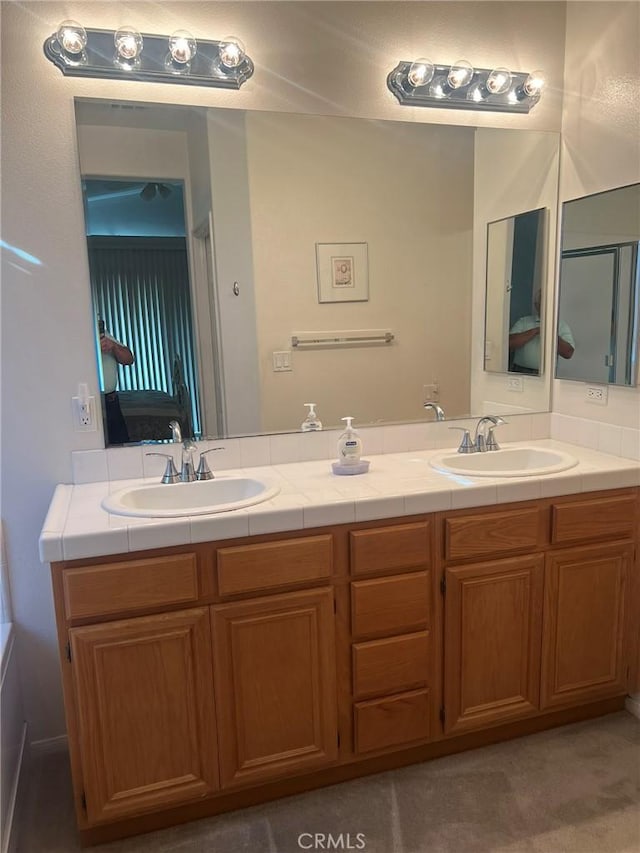 4630 Via Dulce, Camarillo, CA 93012 - bathroom with double vanity