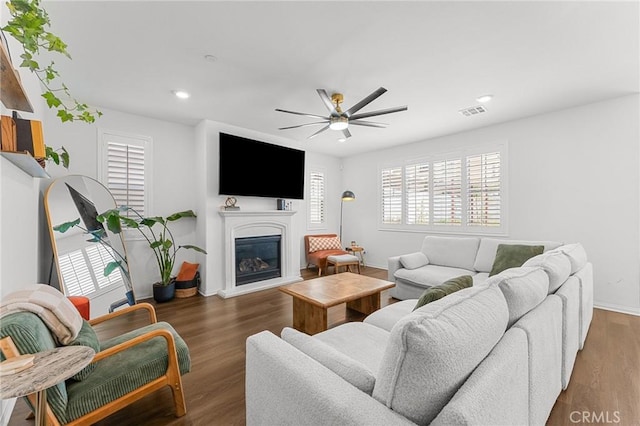 835 Orangedale Ave, Redlands, CA 92374 - living area with a ceiling fan, healthy amount of natural light, a glass covered fireplace, wood finished floors, and recessed lighting