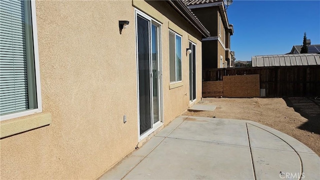 9019 Fremont Ct, Oak Hills, CA 92344 - view of patio / terrace