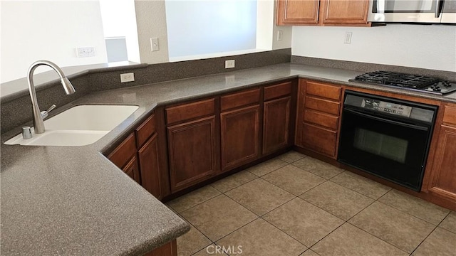 9019 Fremont Ct, Oak Hills, CA 92344 - photo 20