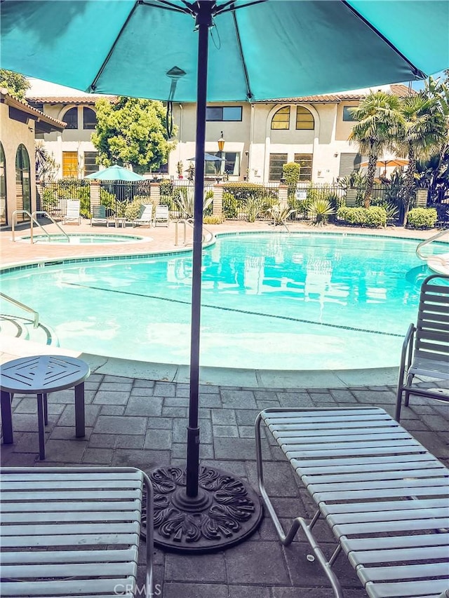 400 S Flower St Unit 131, Orange, CA 92868 - community pool with a patio area