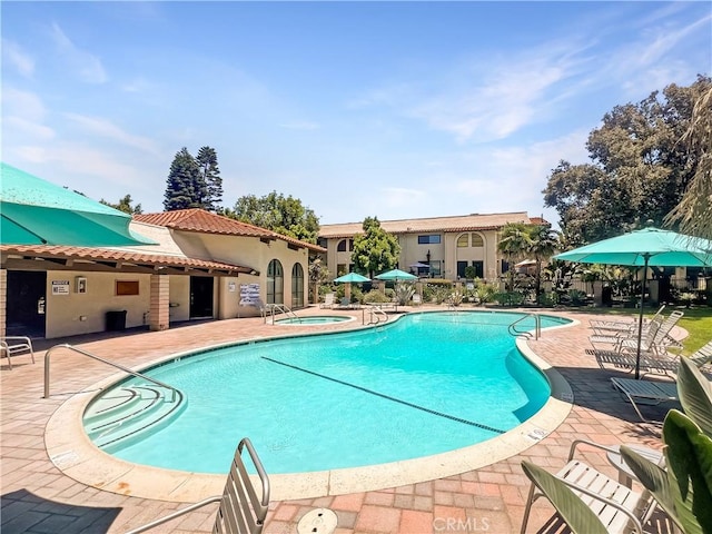 400 S Flower St Unit 131, Orange, CA 92868 - community pool featuring a patio and a community hot tub