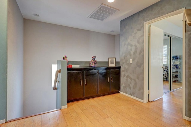 1430 Vallejo Mills St, Chula Vista, CA 91913 - bar featuring wallpapered walls and light wood-style floors