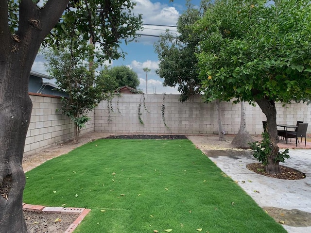 117 N Berniece Dr, Anaheim, CA 92801 - photo 9