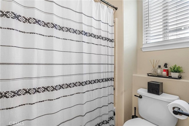 25525 Fitzgerald Ave, Stevenson Ranch, CA 91381 - full bath featuring toilet and curtained shower